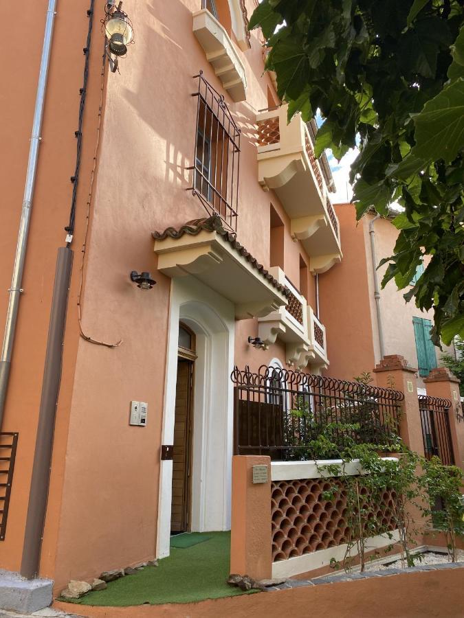 «La Calade » Villa Les Glycines Колюр Екстериор снимка